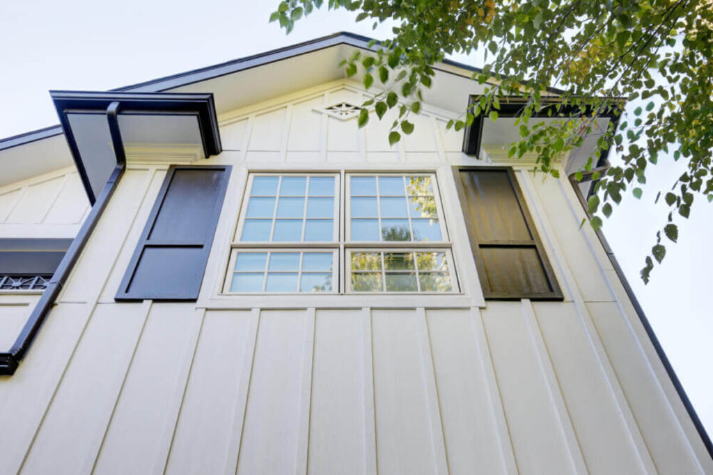 What are the Pros and Cons of Board and Batten Siding?