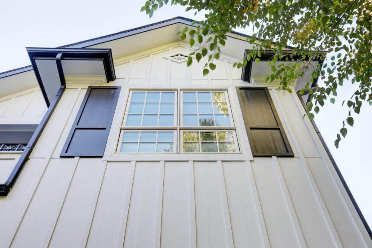 pros and cons of board and batten siding