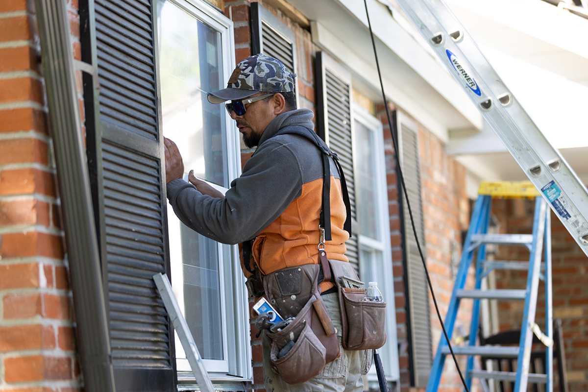 Highlands Ranch Window Replacement - Image 1 New